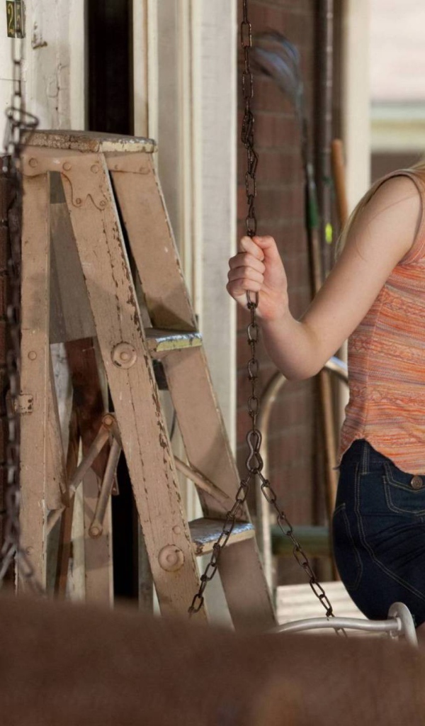 Девушка модель Элли Фанинг