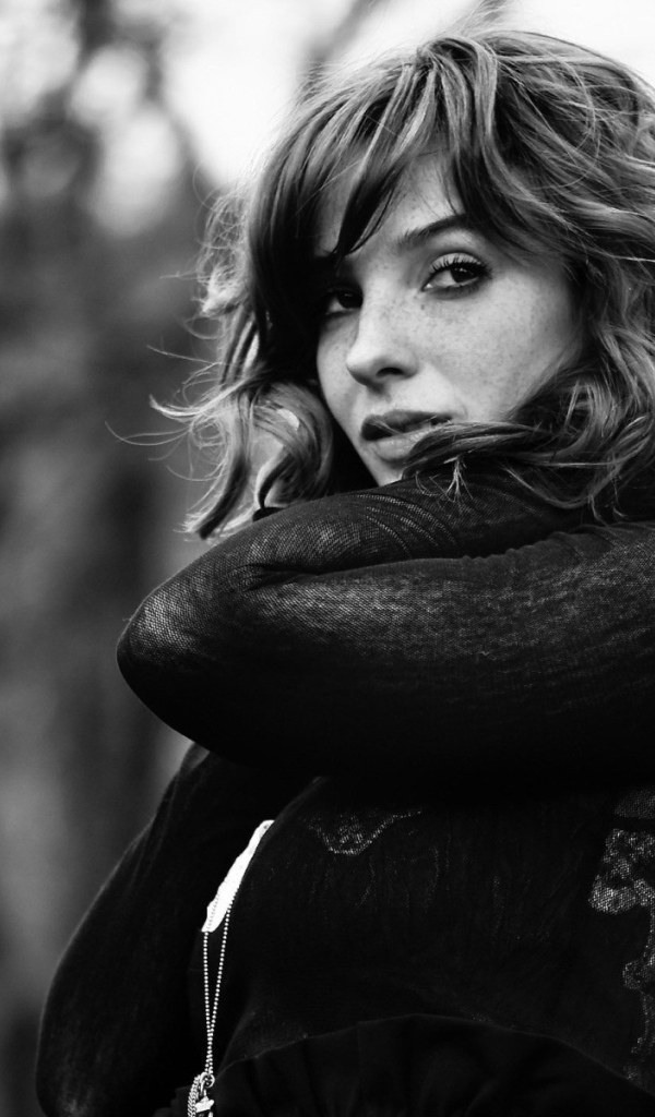 Девушка модель Вика Керекес