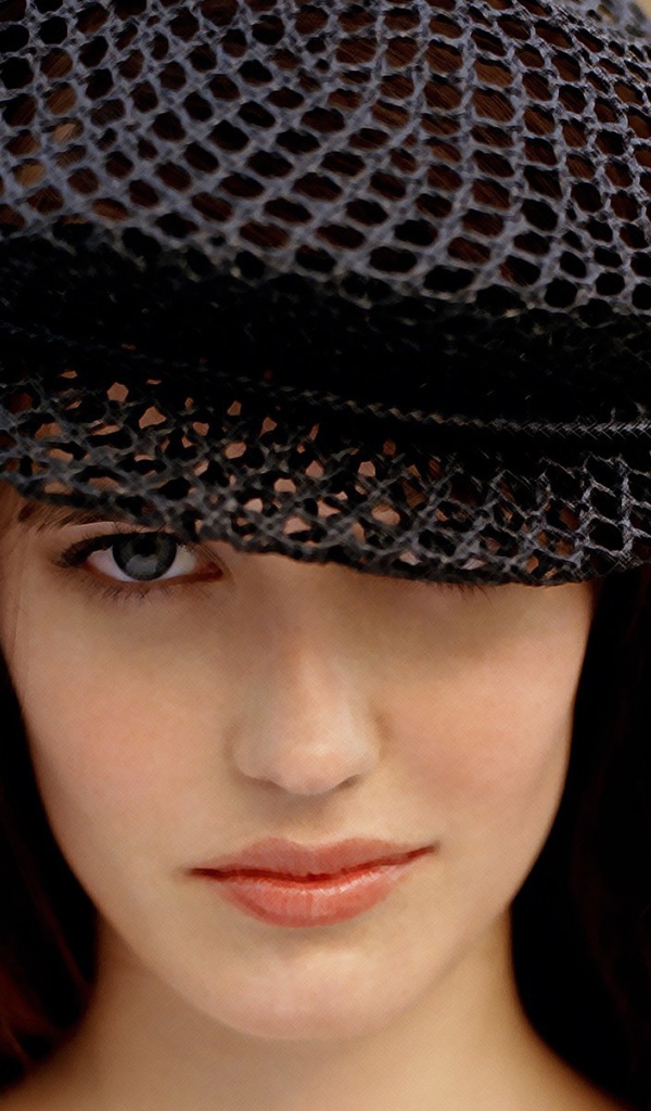 Французская девушка в берете