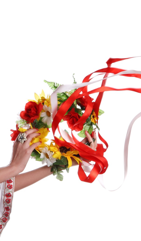 Девушка в традиционном польском наряде