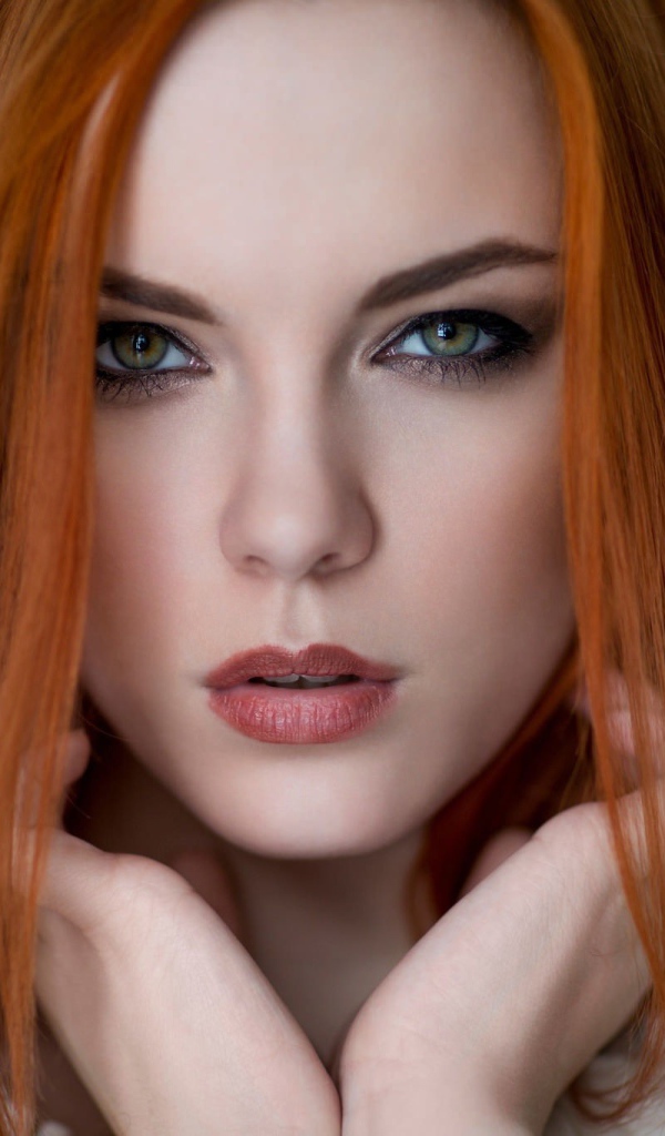 Рыжая модель, фотограф Zara Axeronias