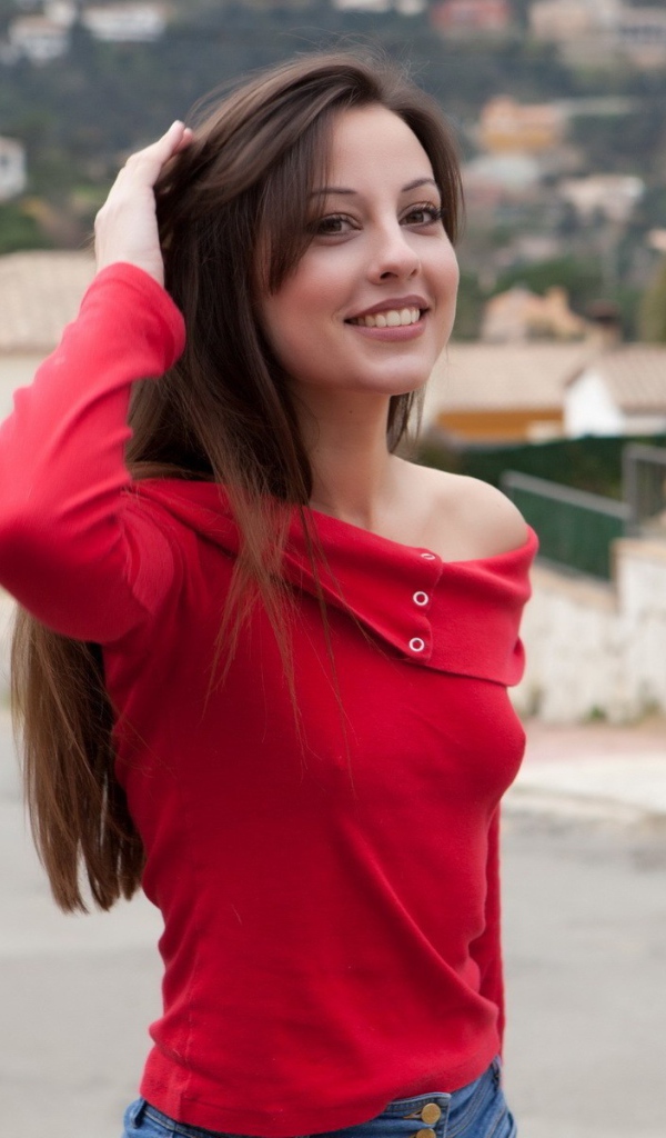 Улыбающаяся девушка Lorena Garcia