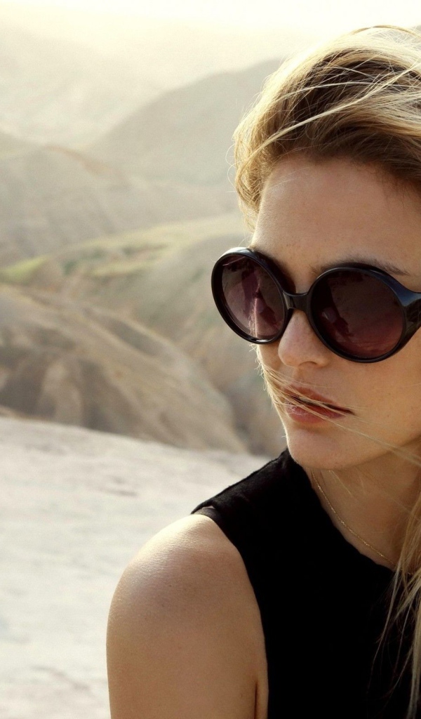 Израильская модель Бар Рафаэли