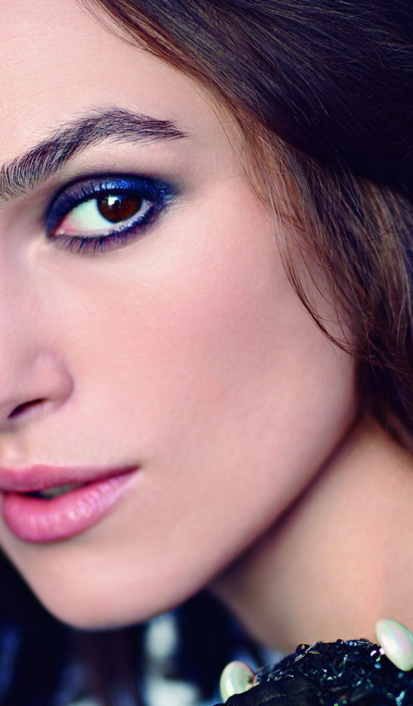 Девушка с коричневыми глазами Кира Найтли