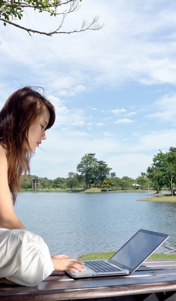 Japanese woman with laptop