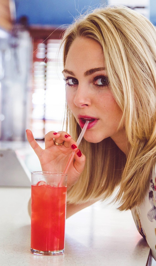 Модель и актриса Аннасофия Робб