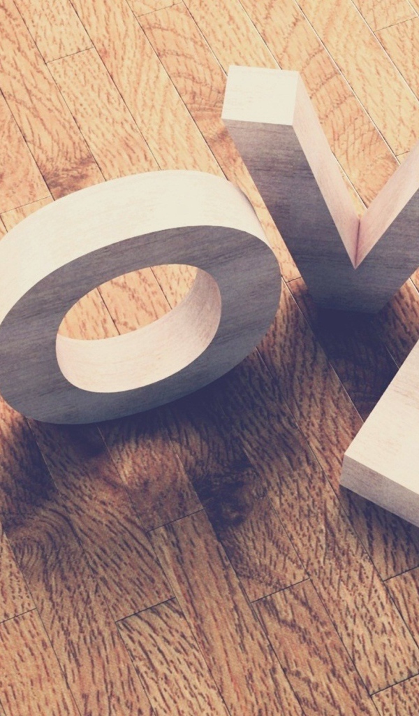 Буквы Любовь на паркете