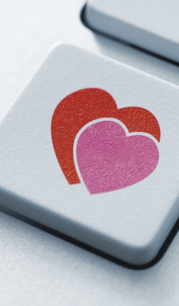 Два сердца на кнопке