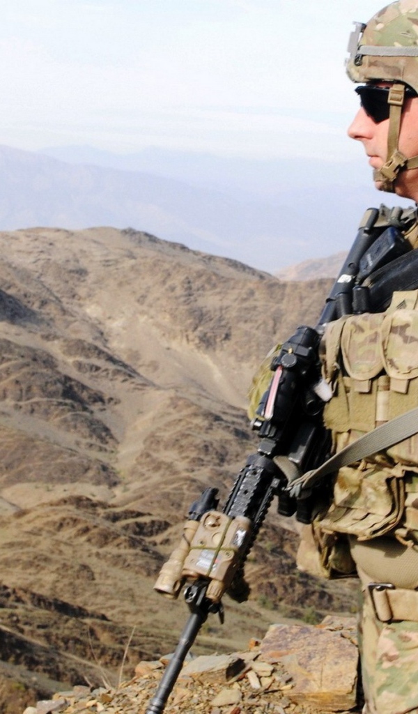 Солдат ISAF в Афганистане