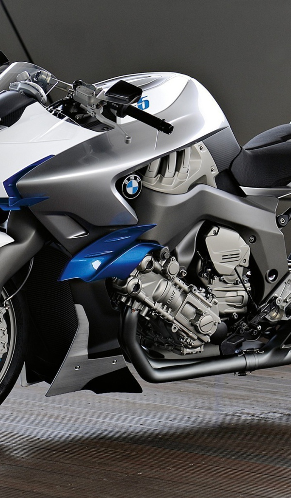 Серый мотобайк от BMW