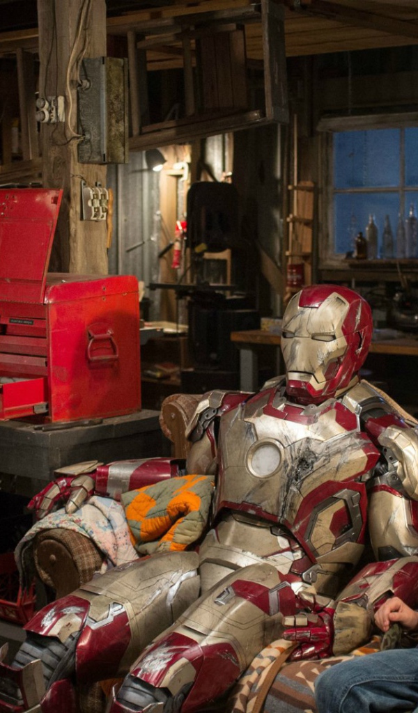 Кадр из фильма Железный человек 3