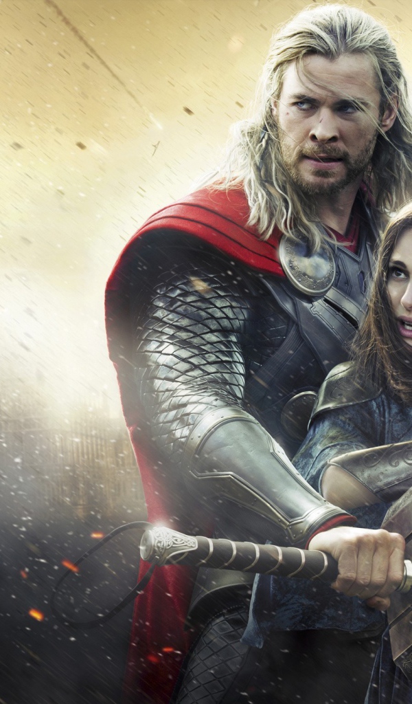 Тор прикрывает собой девушку