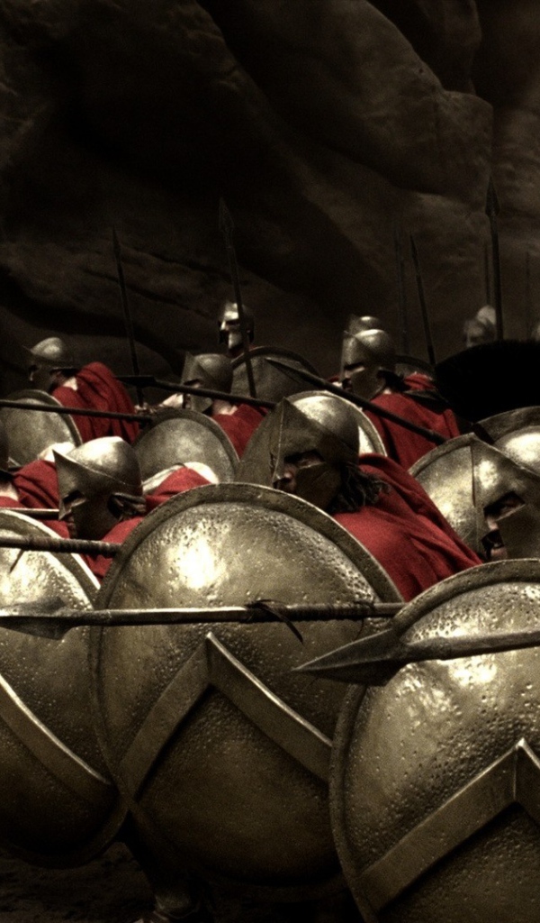 Триста спартанцев заняли оборону