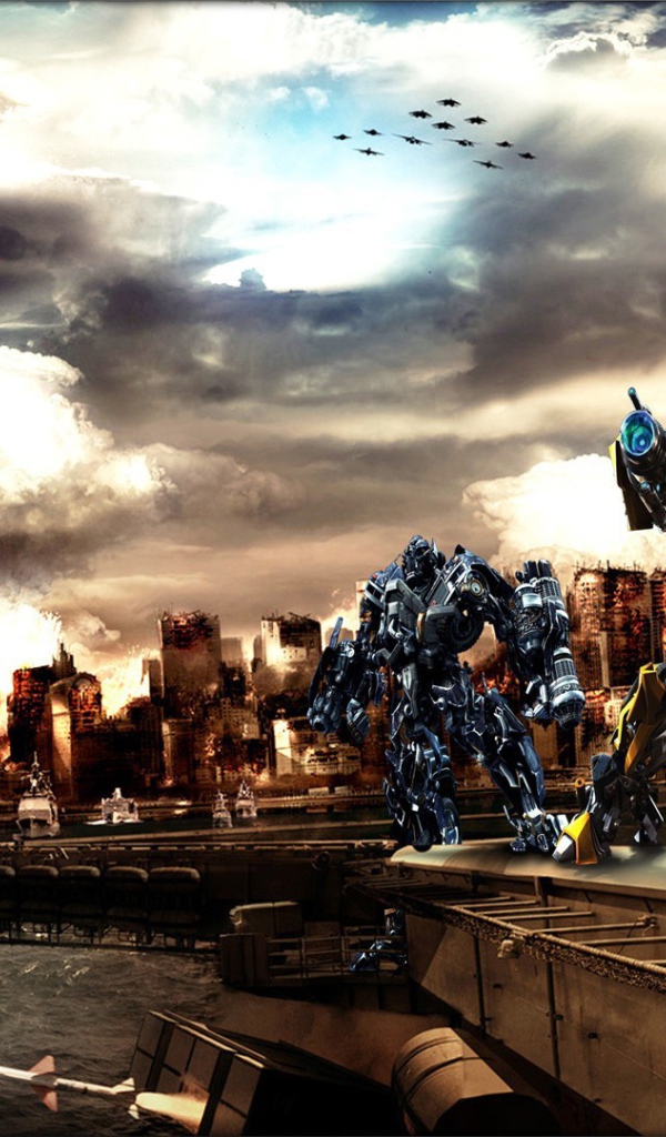 Трансформеры на набережной в разрушенном городе