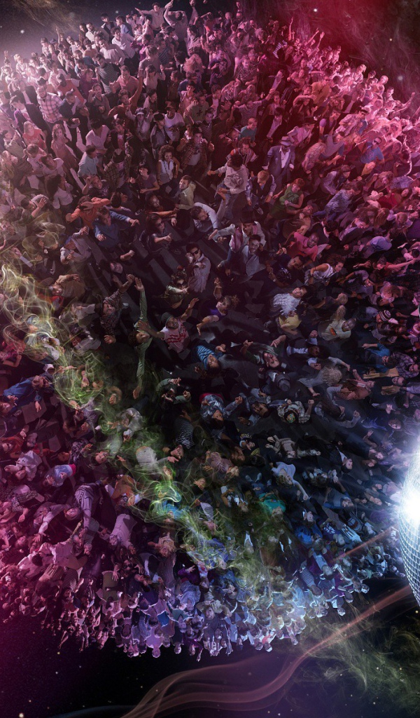 Диджей погрузил дискотеку в мир музыки