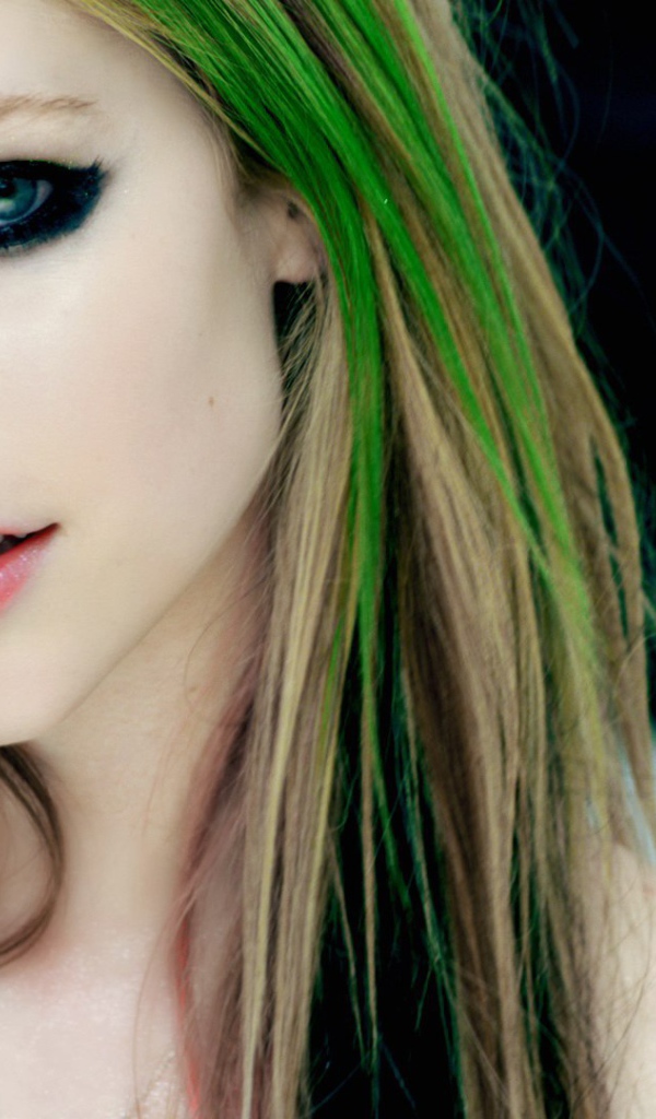 Популярная певица Аврил Лавин