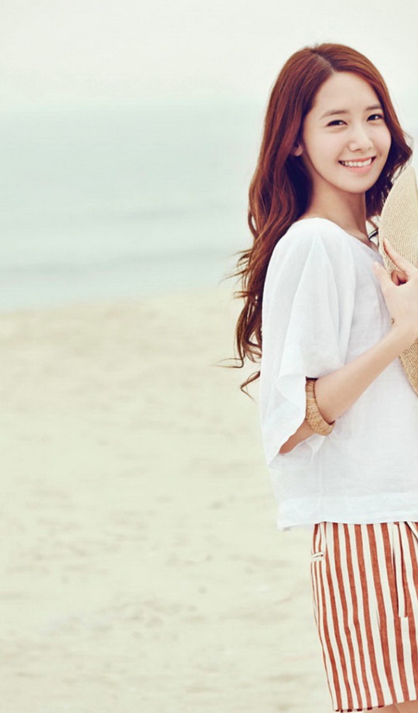 Юонна гуляет по пляжу, Girls’ Generation