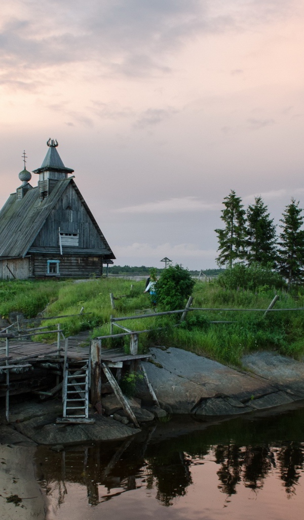 Часовня на островке