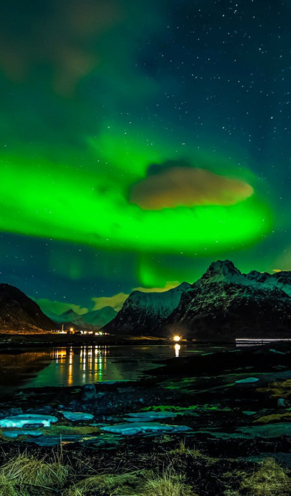 Фантастическое северное сияние