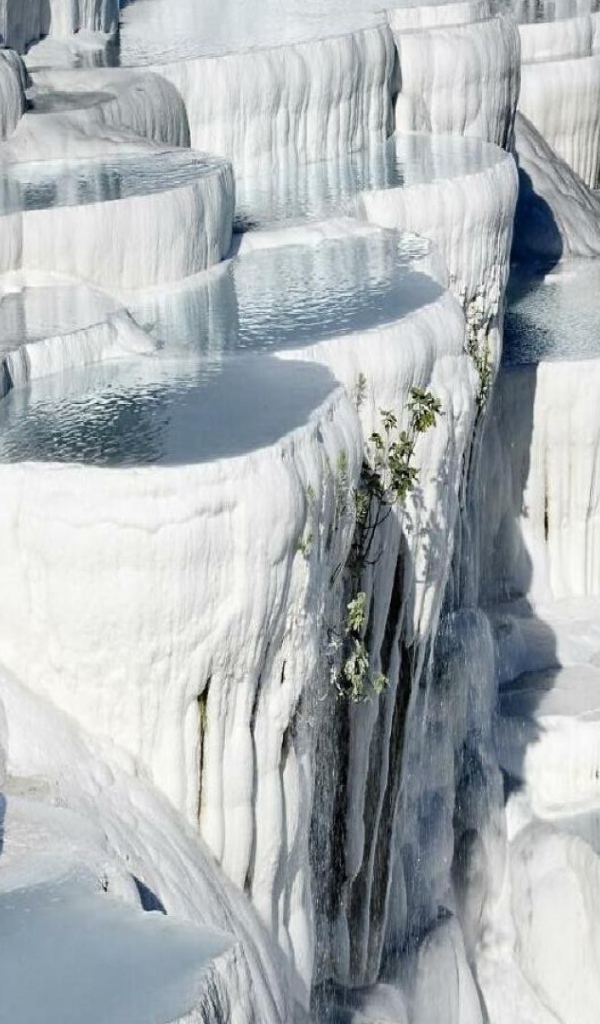 Природный пейзаж в Памуккале