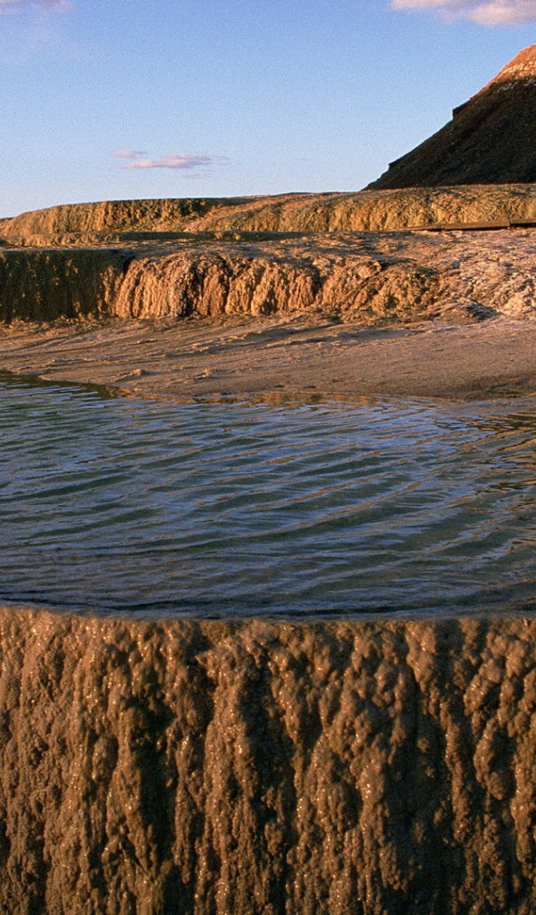 Природная ванна из камня