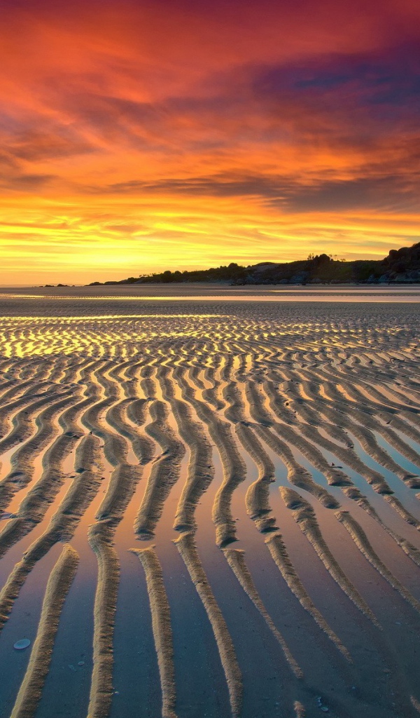 Наплывы на пляже