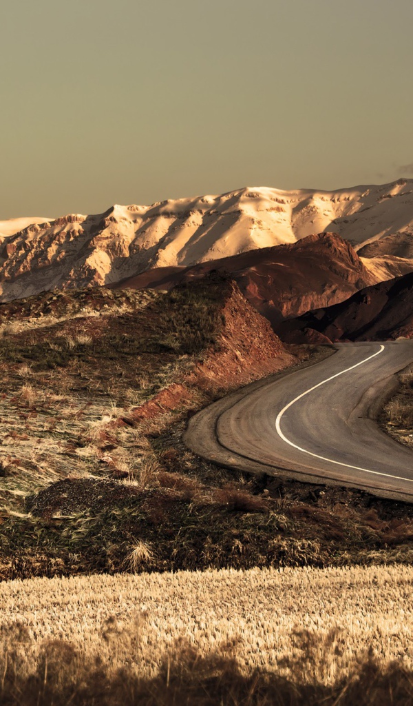 Шоссе на плоскогорье