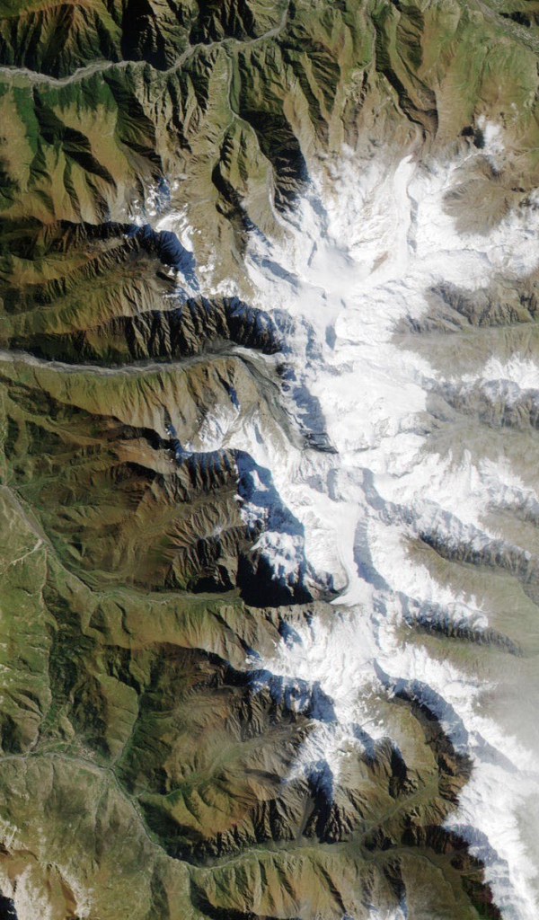 Фото гор из космоса