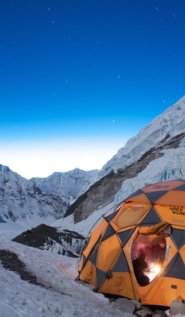 Палатка в горах