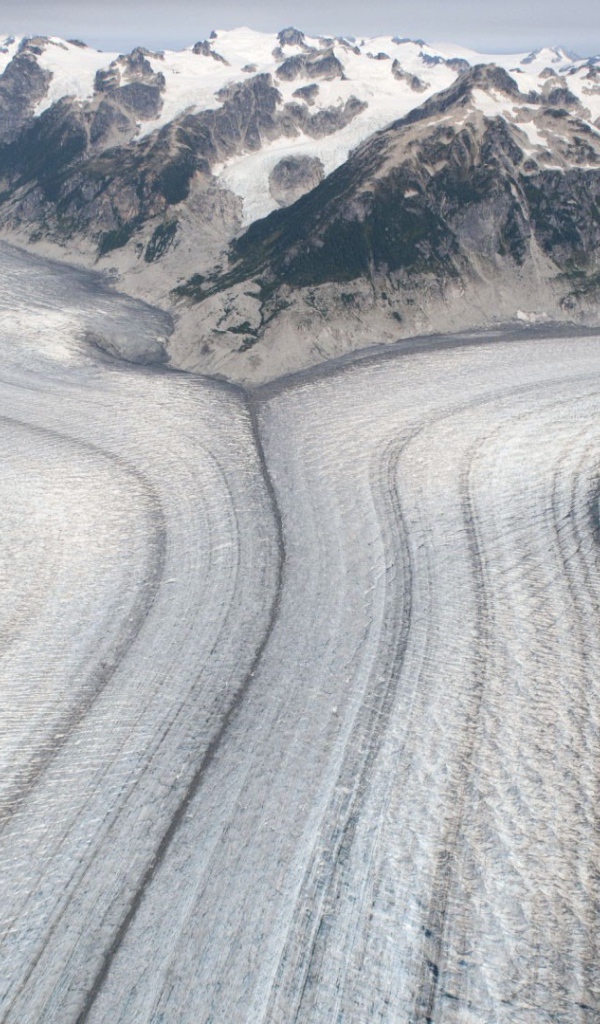 Два ледника сливаются в один