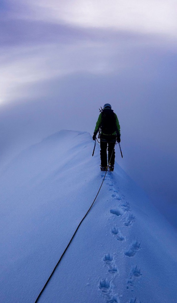 Прогулка по горной вершине