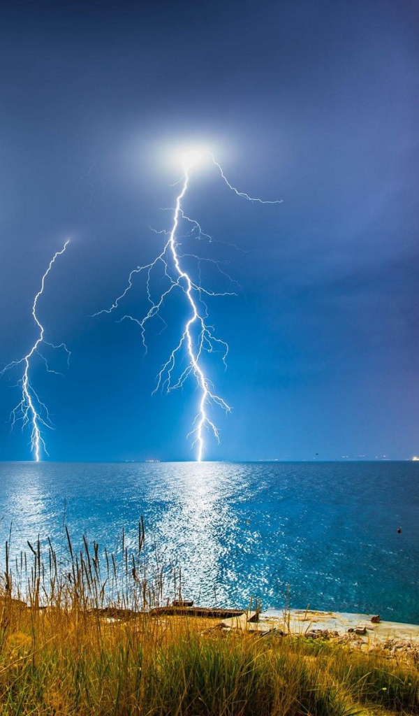 Reflection of lightning in the water of the Gulf