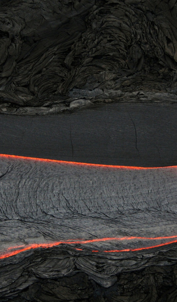 Река из вулканической лавы