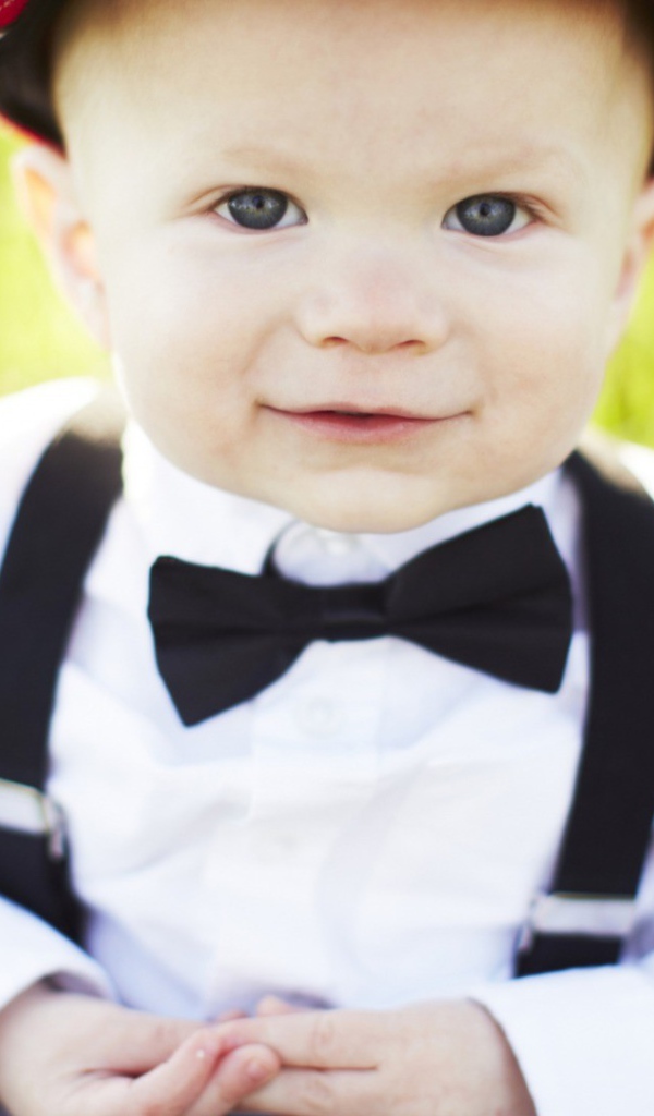 Мальчик в парадном наряде