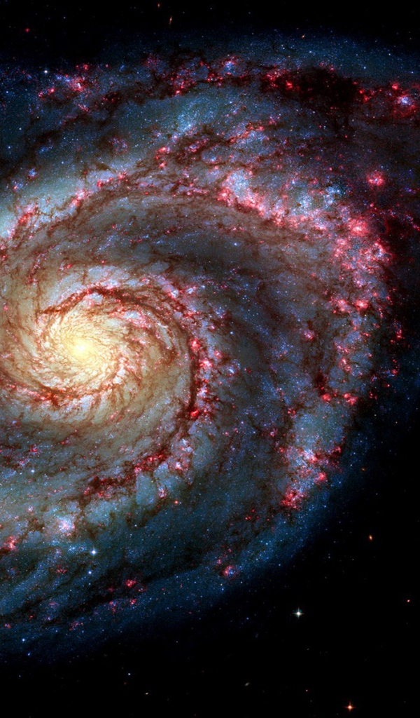 Слияние галактик в космосе