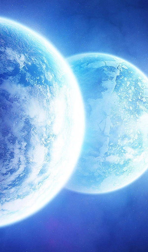 Три одинаковых голубых планеты