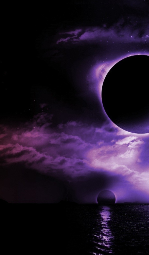Фиолетовое затмение в ночи