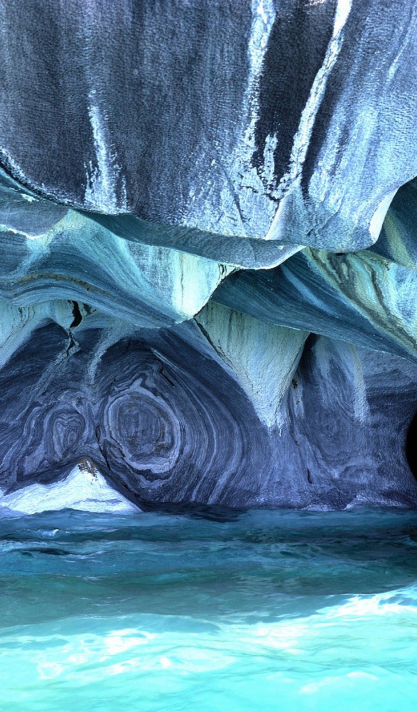Голубая пещера в Чили