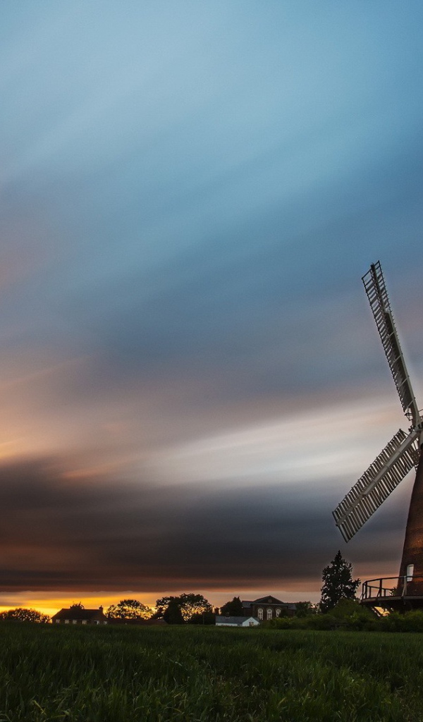 Ветряная мельница в Англии