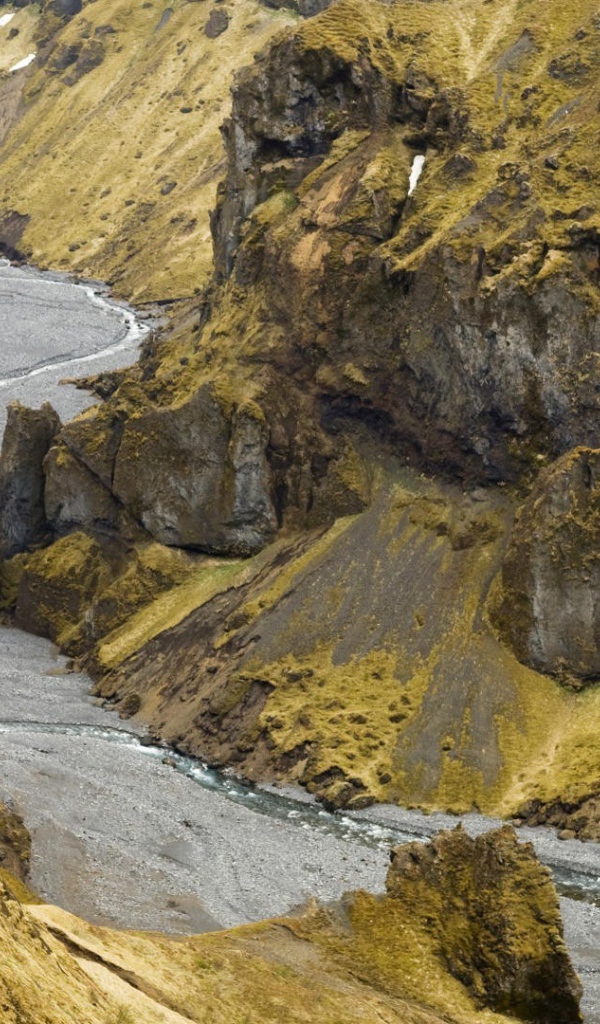 Горная река в Исландии