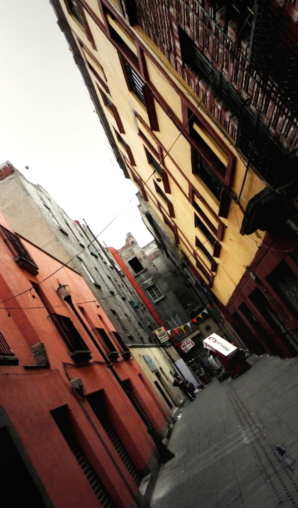 Улица в городе в Мексике