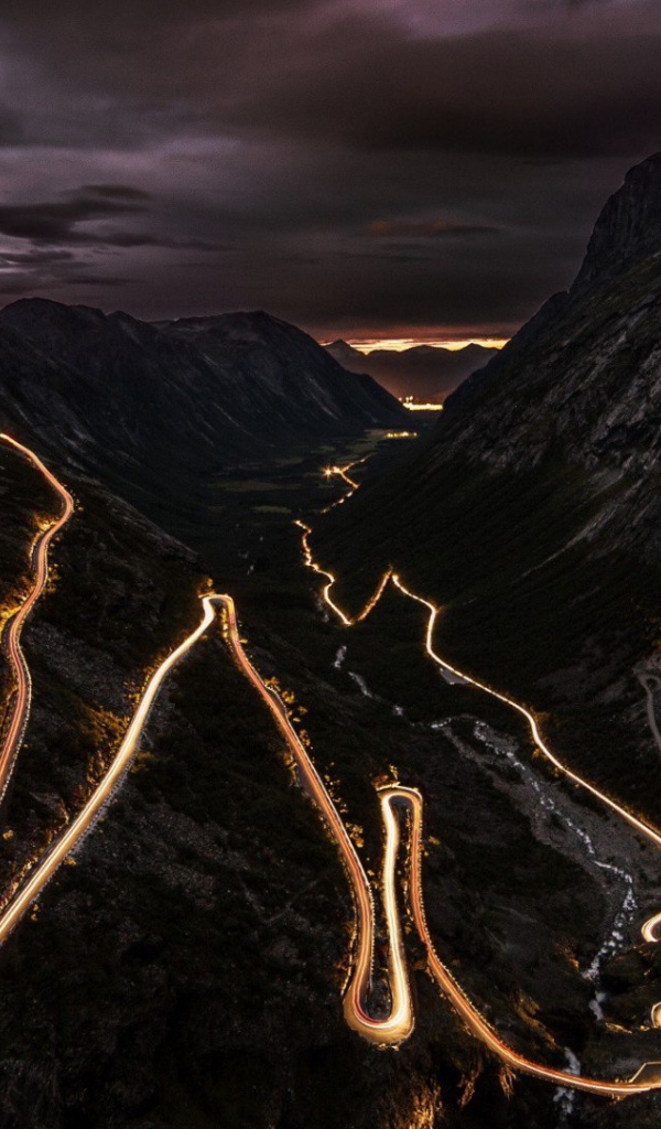 Горная дорога Тролльстиген Норвегия