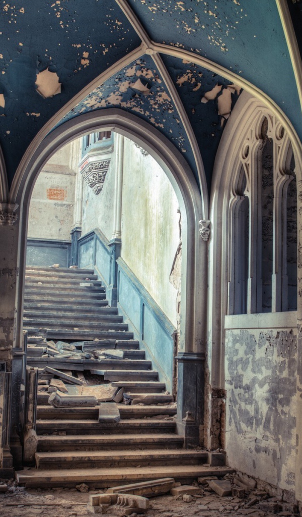Архитектура заброшенного собора
