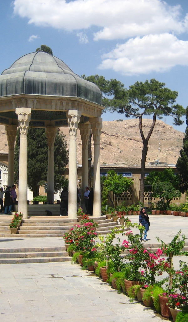 Беседка в парке Шираз, Иран