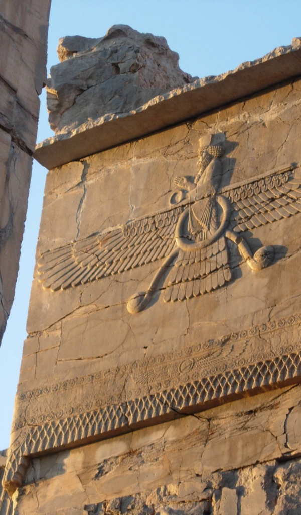 Барельефы в Ширазе, Иран