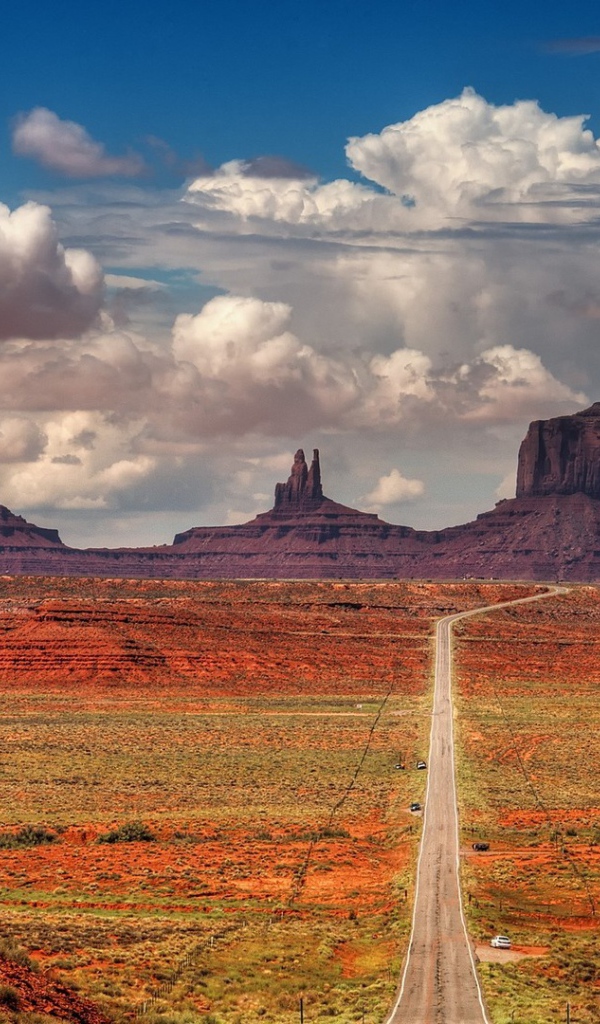 Шоссе в Долине монументов