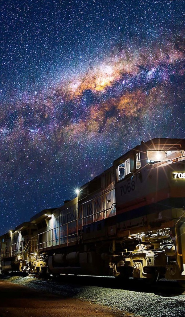 Ночной поезд под звездами