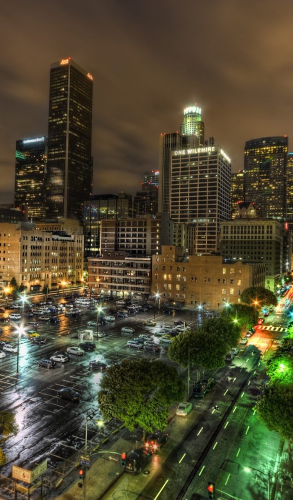 Парковка в ночном Лос-Анжелесе