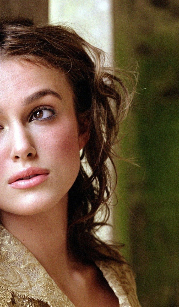 Красивая девушка Кира Найтли