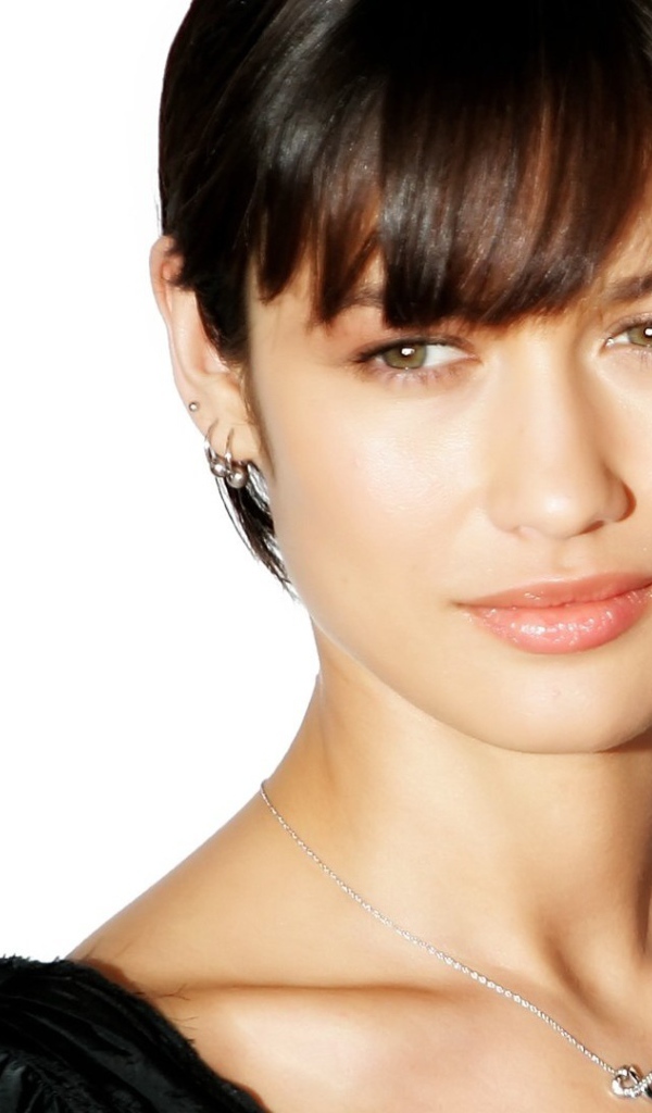 Красивая девушка Ольга Куриленко